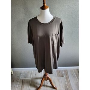 Dickies top 
